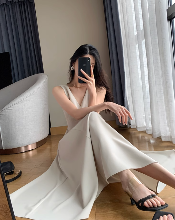 V-neck A-line long dress