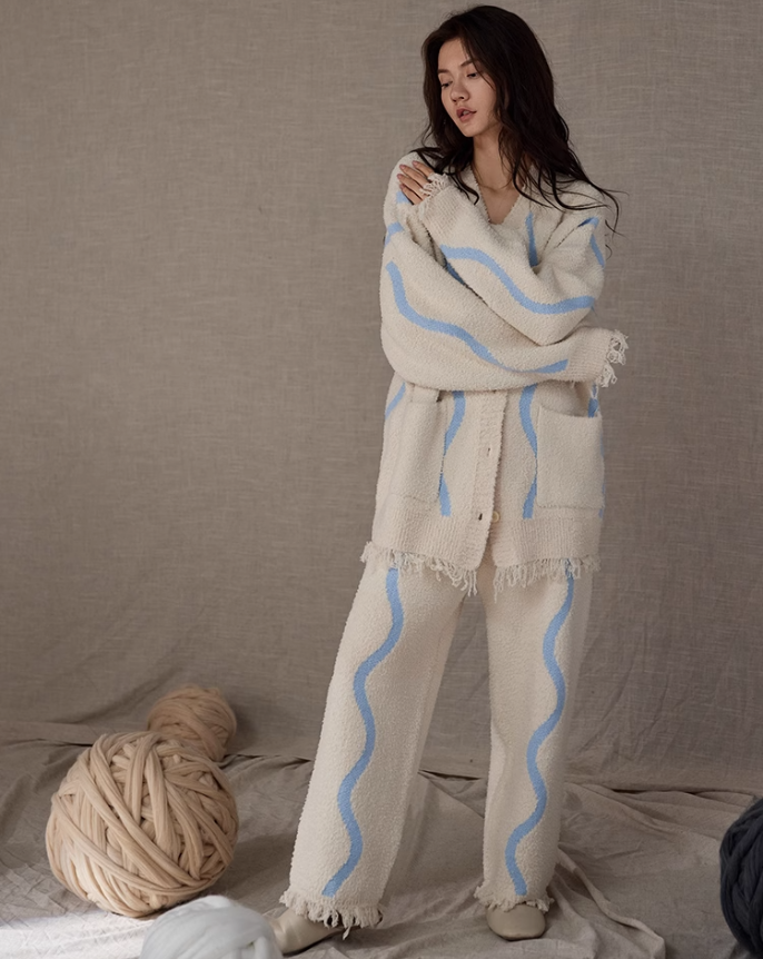 Shaggy knit room wear