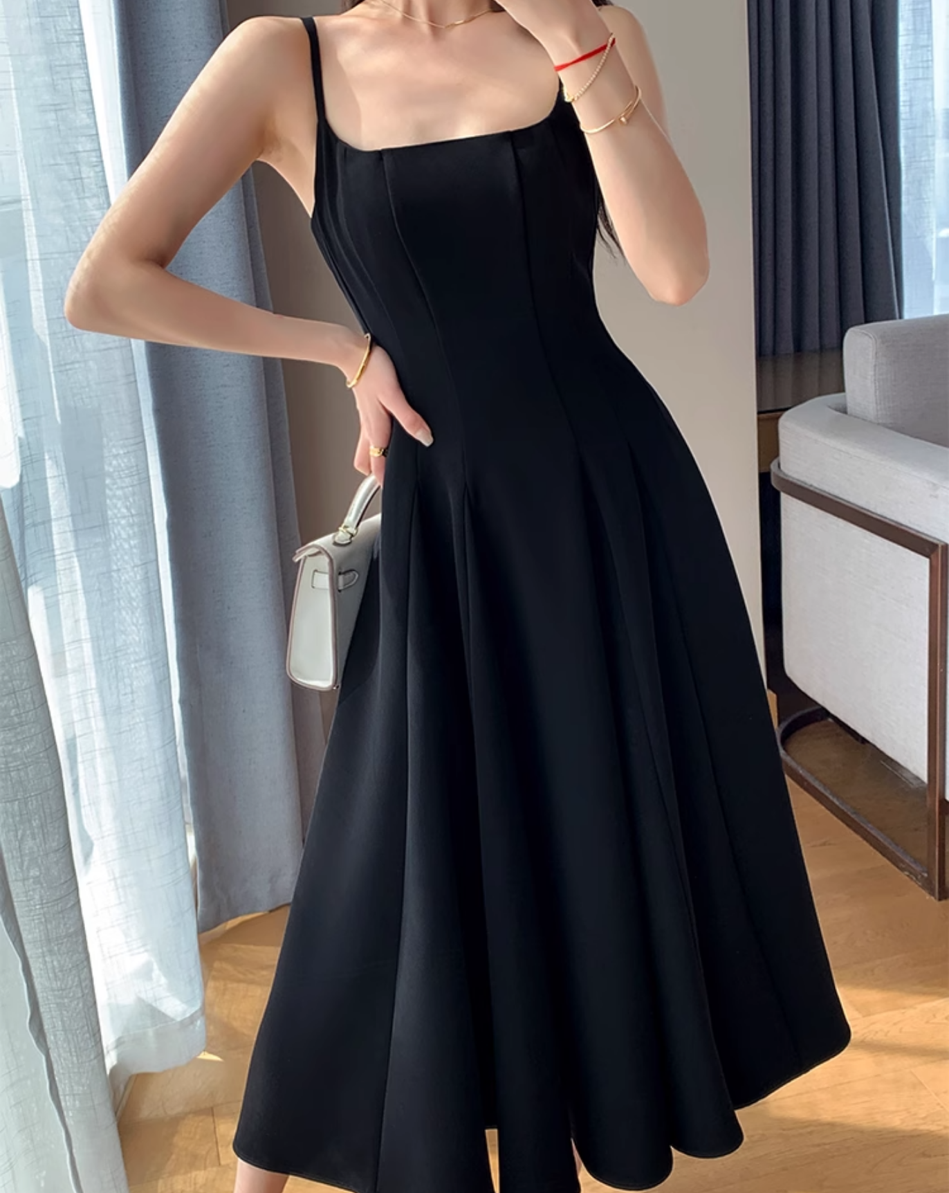 Elegant tight square neck dress (long sleeves)