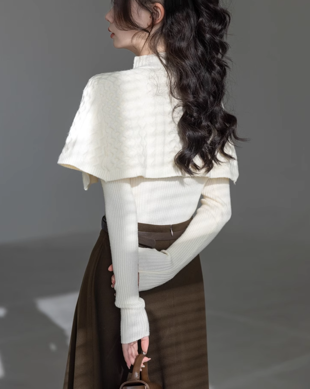 2-piece cape knit
