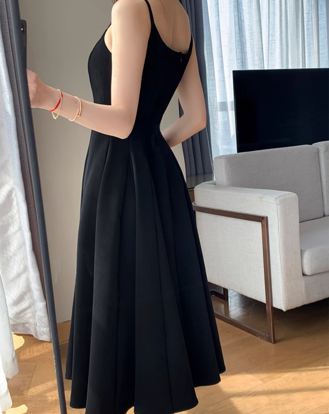 Elegant tight square neck dress (long sleeves)