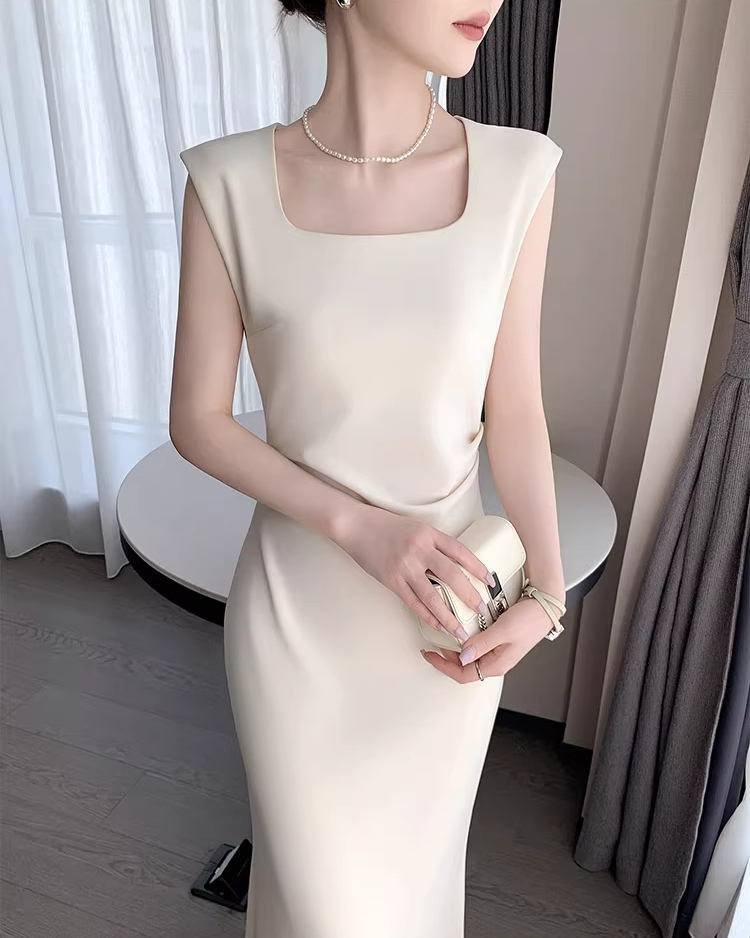 Square neck drape tight dress