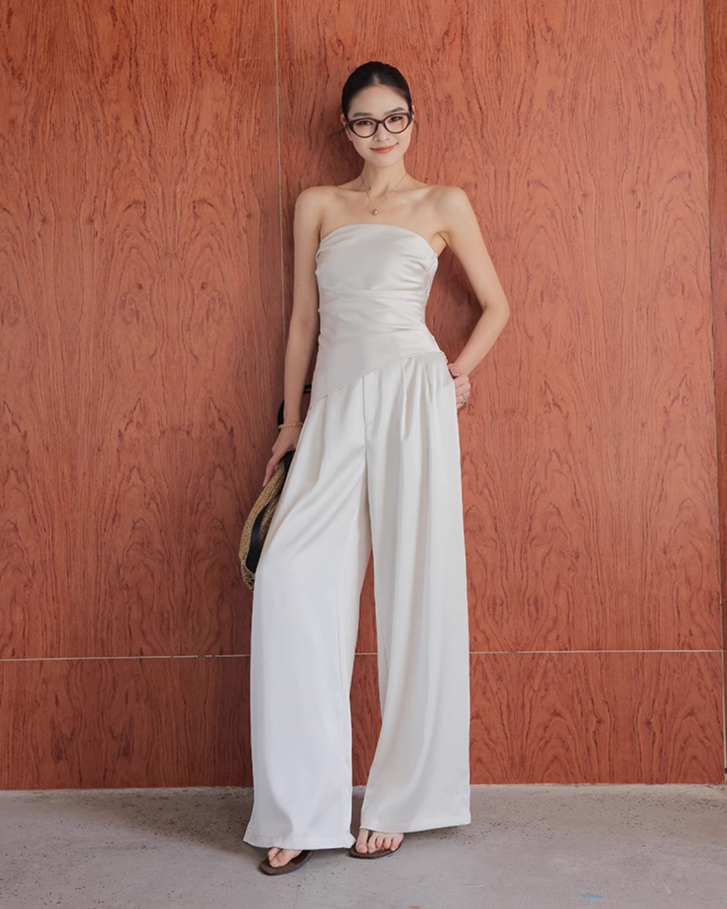 Wide leg pants &amp; tube top setup