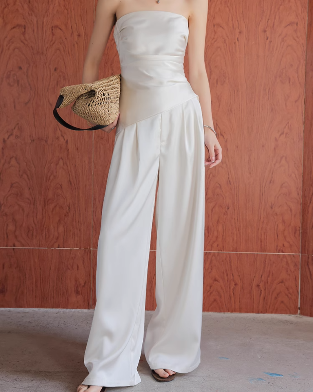 Wide leg pants &amp; tube top setup