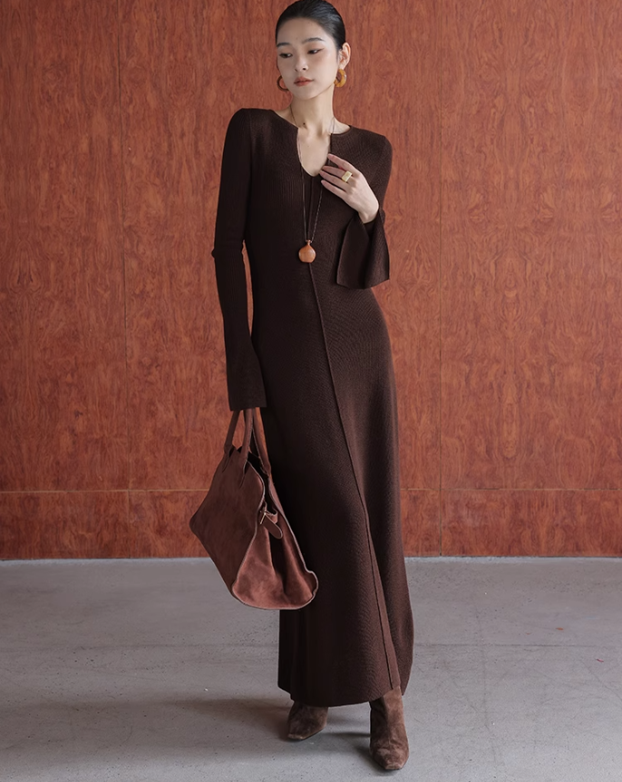A-line long knit dress