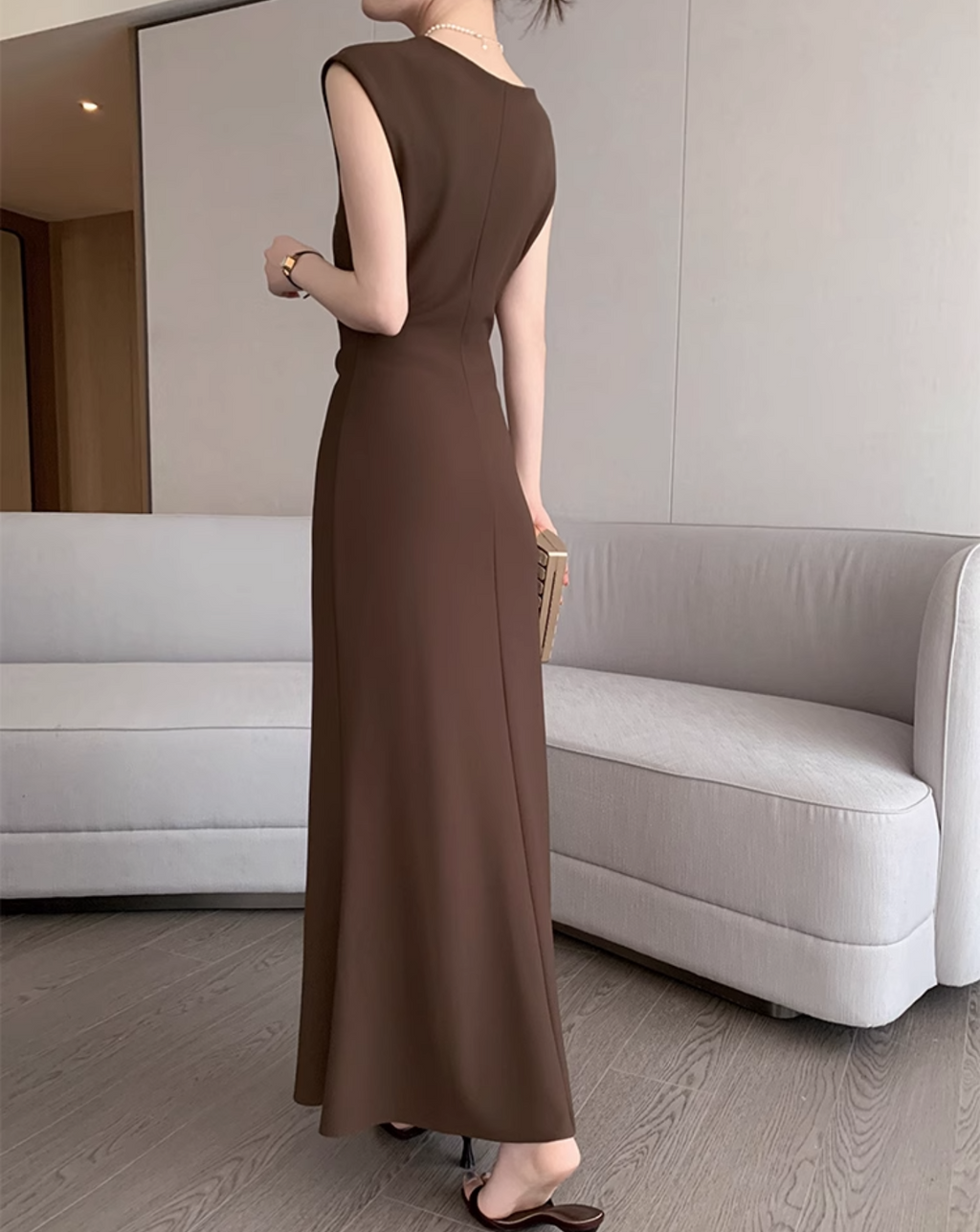 Elegant tight square neck dress (long sleeves)