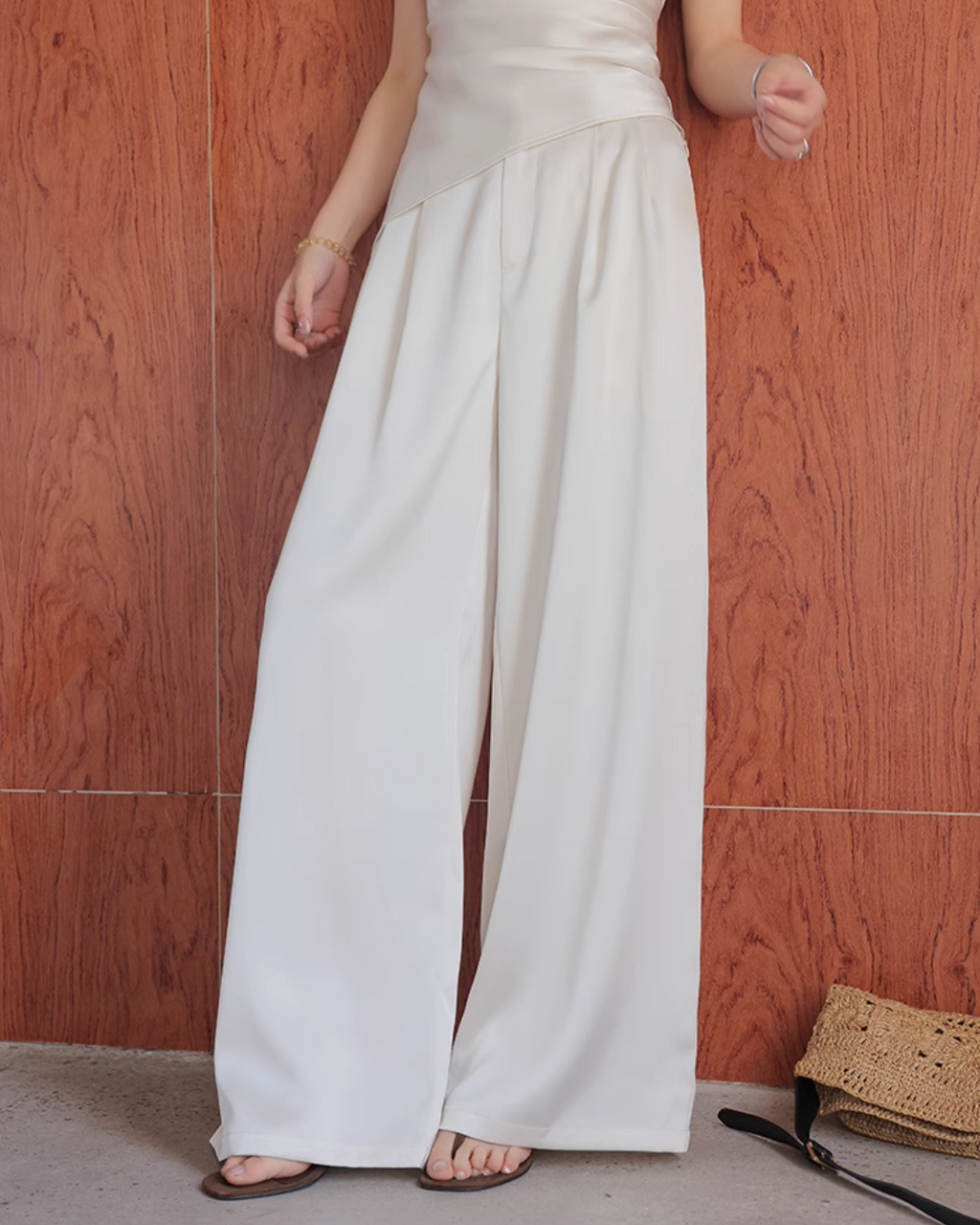 Wide leg pants &amp; tube top setup