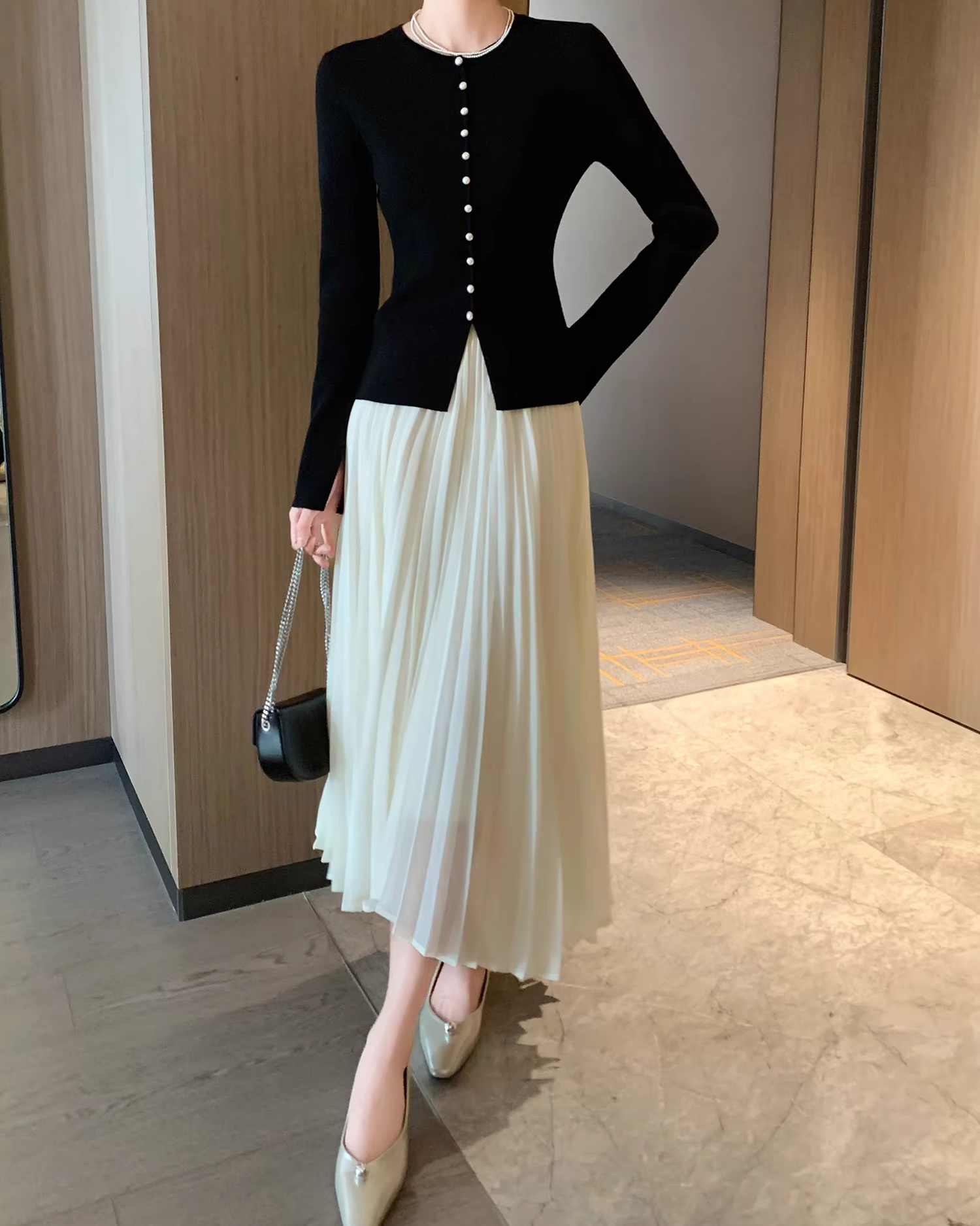 Wide leg pants &amp; tube top setup