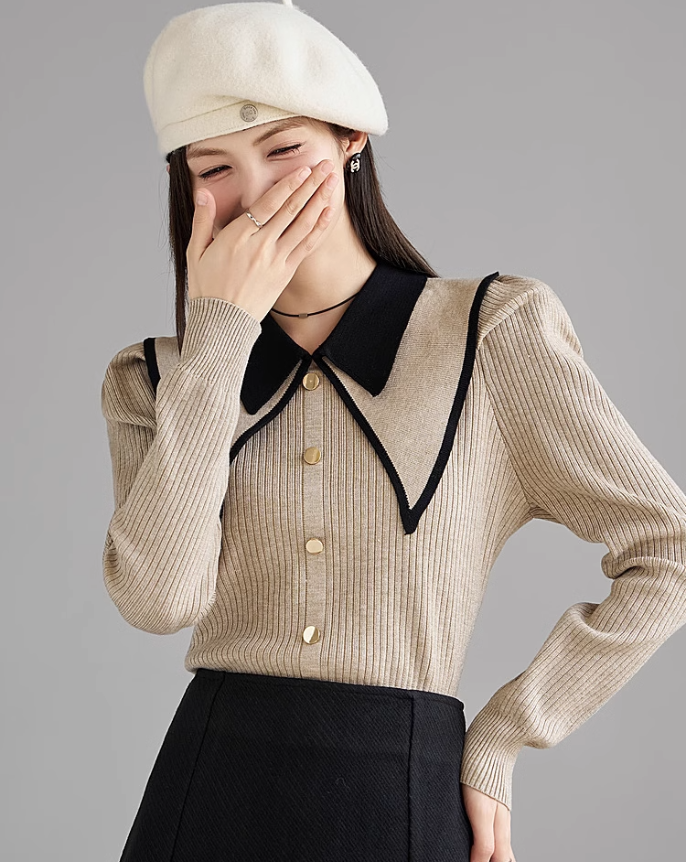Double lapel knit tops