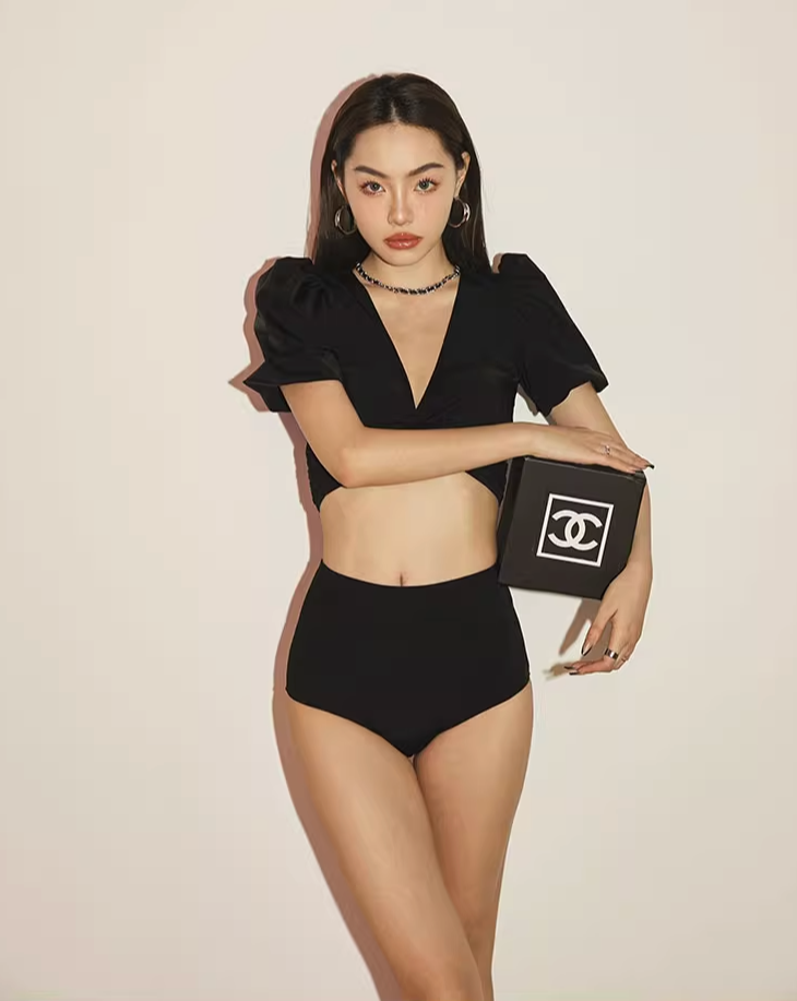 Puff sleeve swimwear