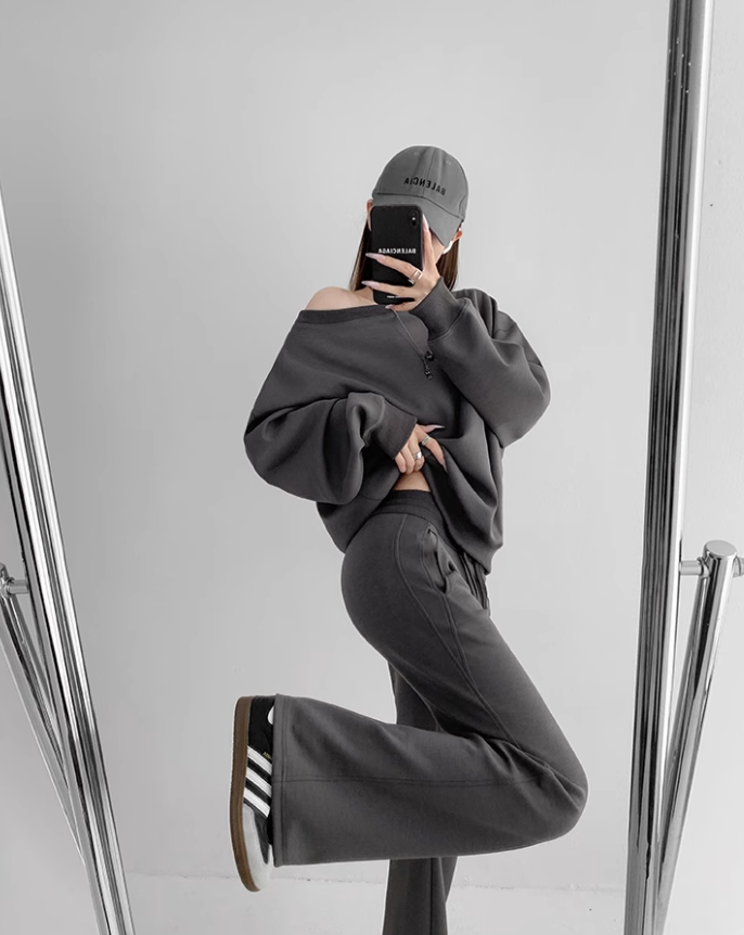 Off shoulder sweatshirt tops