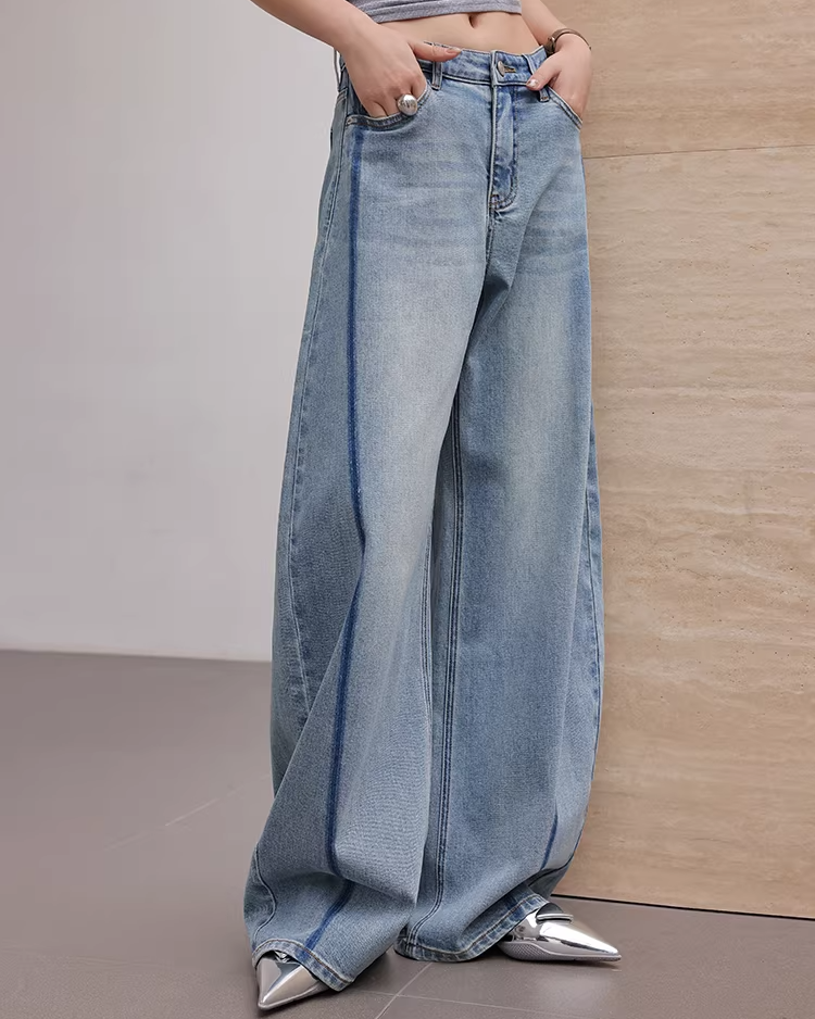 Vintage Gradient High-Waisted Wide-Leg Jeans