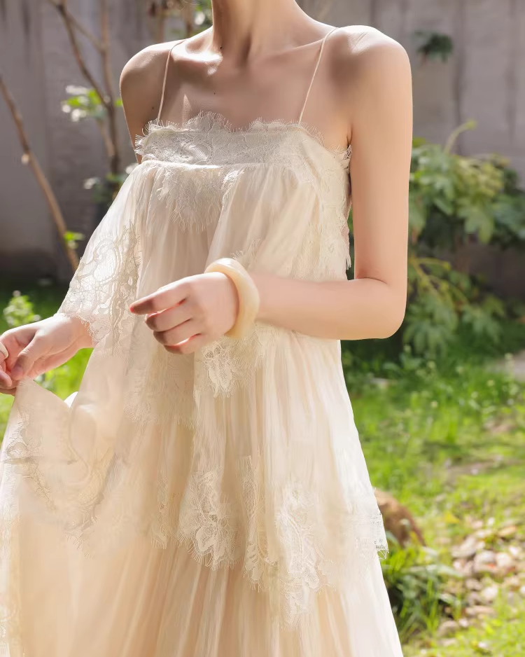 Wide leg pants &amp; tube top setup