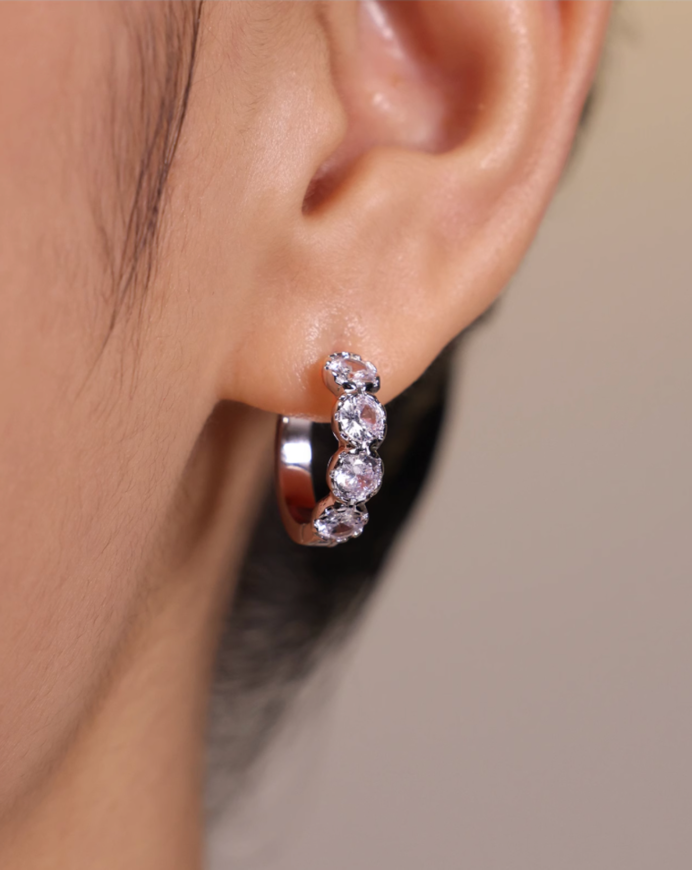 Round Zirconia Earrings