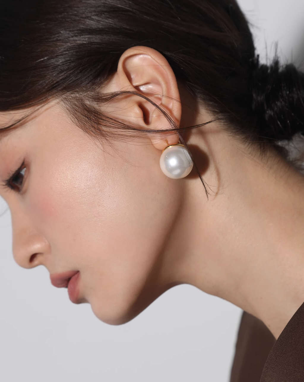 Classic One-Pearl Stud Earrings