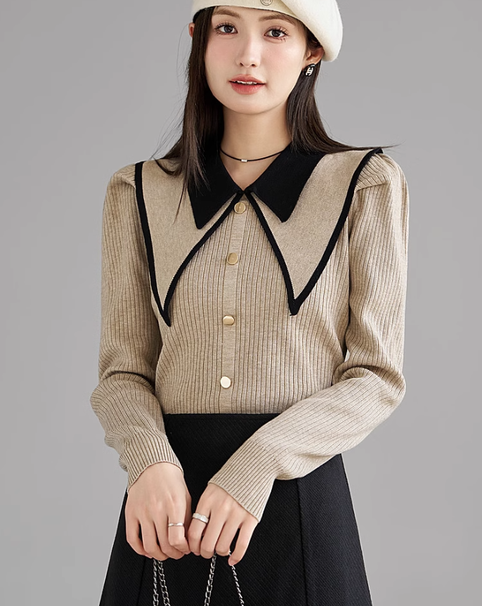Double lapel knit tops