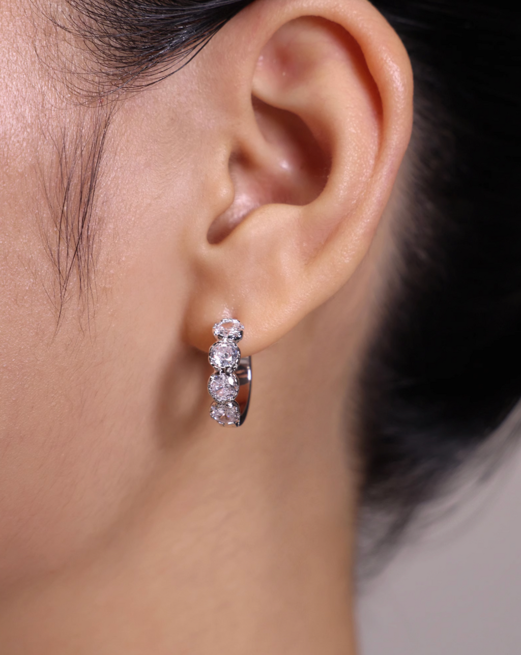 Round Zirconia Earrings