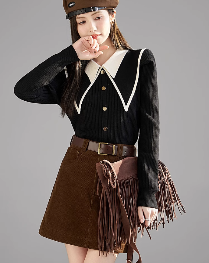 Double lapel knit tops