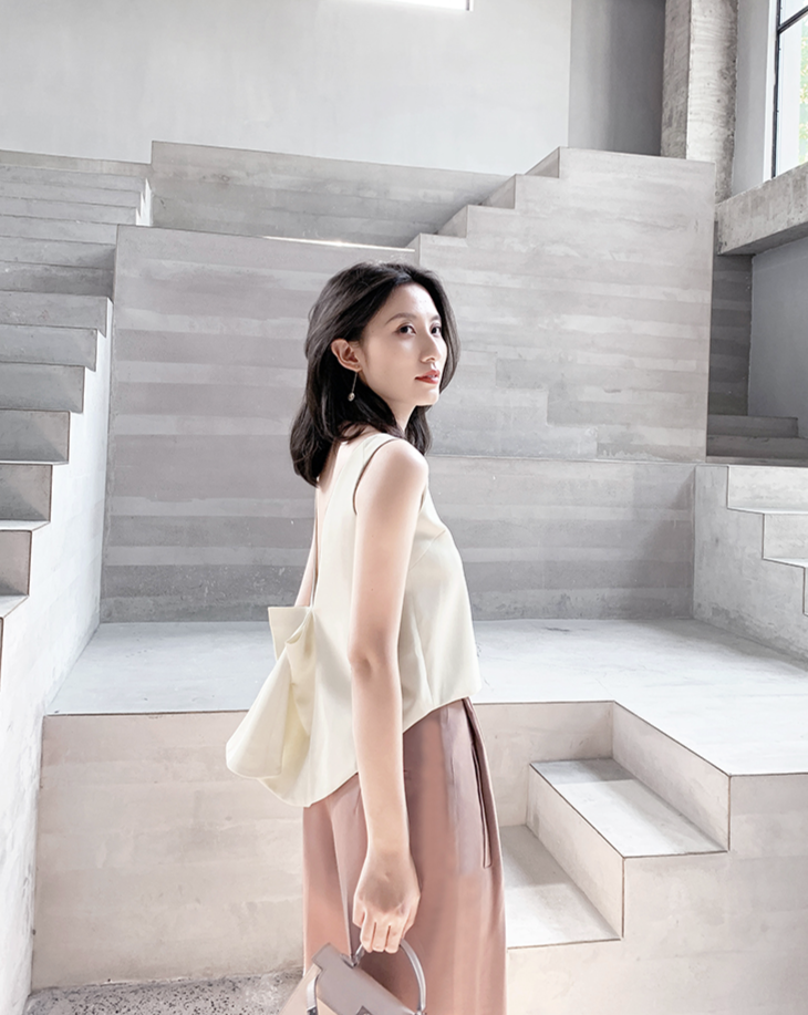 Back ribbon top (White)