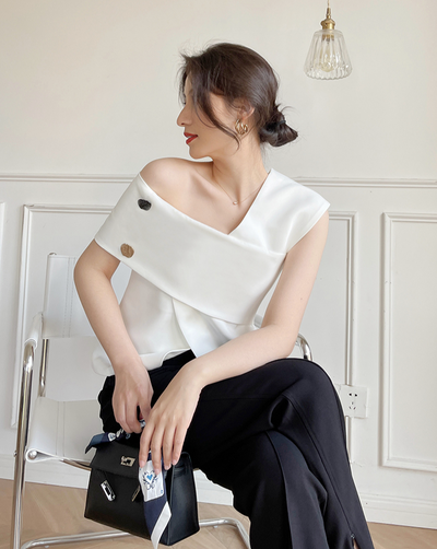 [Worn by RINA] One-shoulder french tops (White)