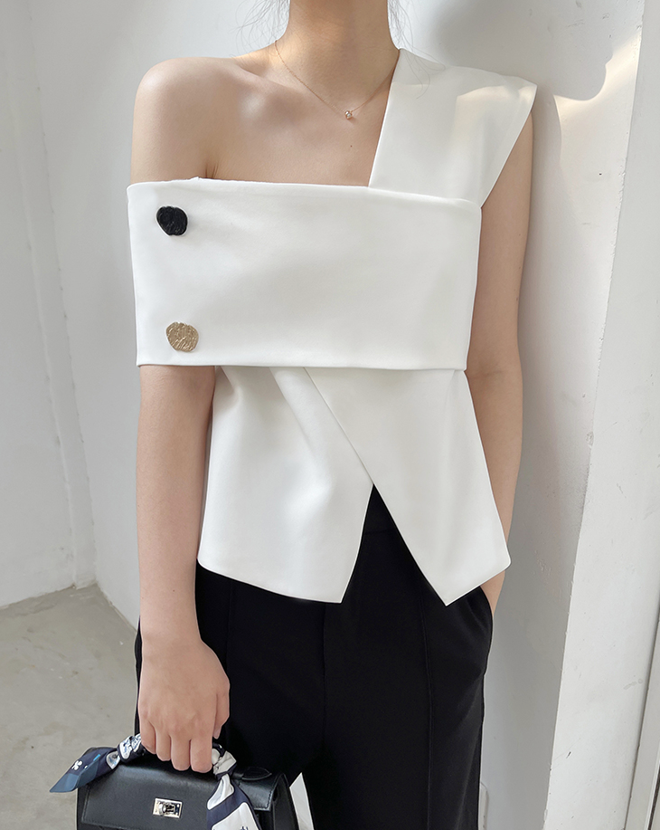 [Worn by RINA] One-shoulder french tops (White)