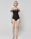 Chest frill ennui swimwear